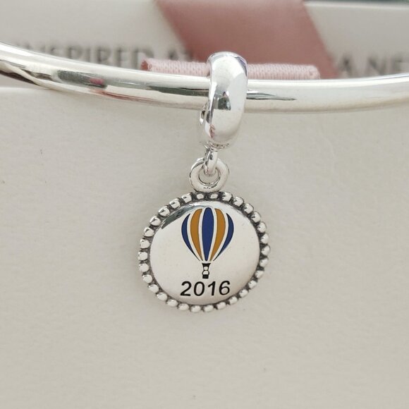 Pandora 2016 World Hot Air Balloon Exclusive Dangle Charm with box - Picture 7 of 7